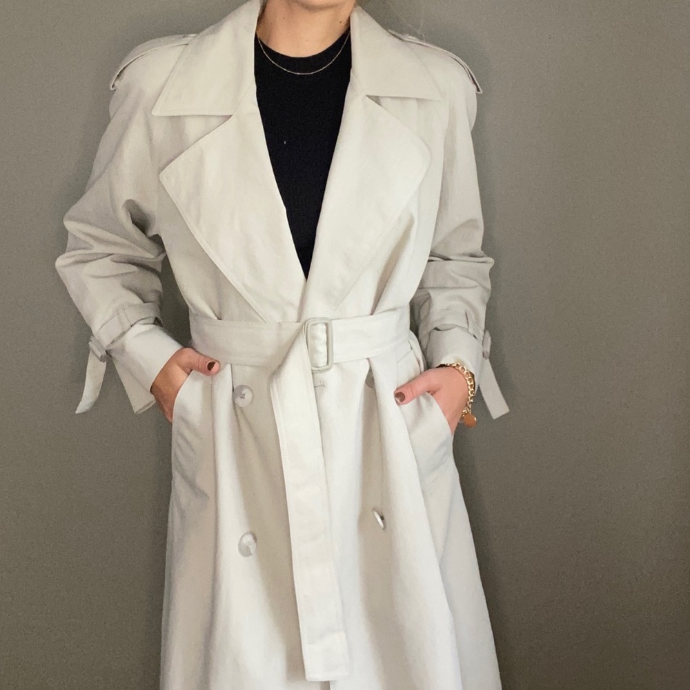 London Fog Trench Coat (STUNNING)
